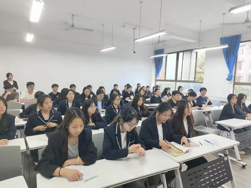 122cc太阳成集团第六党支部.png